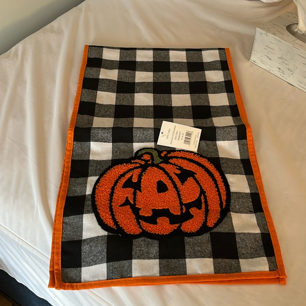 Halloween pumpkin table runner gingham pattern, black white orange